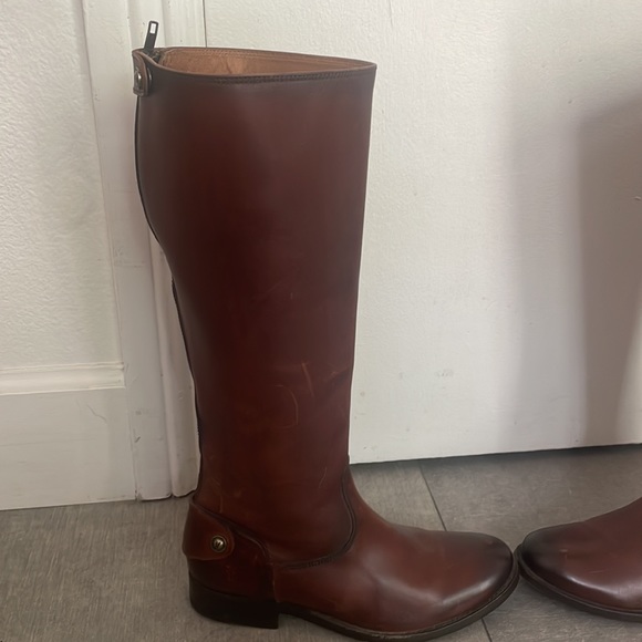 Basically new Frye Melissa Button Back Zip Leather
Boot Size 6 MSRP $388 - Picture 3 of 7